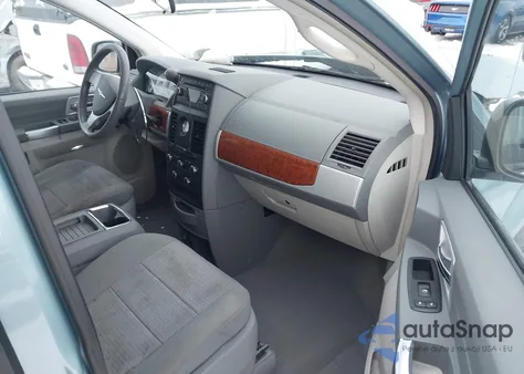 2008 Chrysler Town & Country Touring из США, поврежденный, VIN 2A8HR54P98R110309